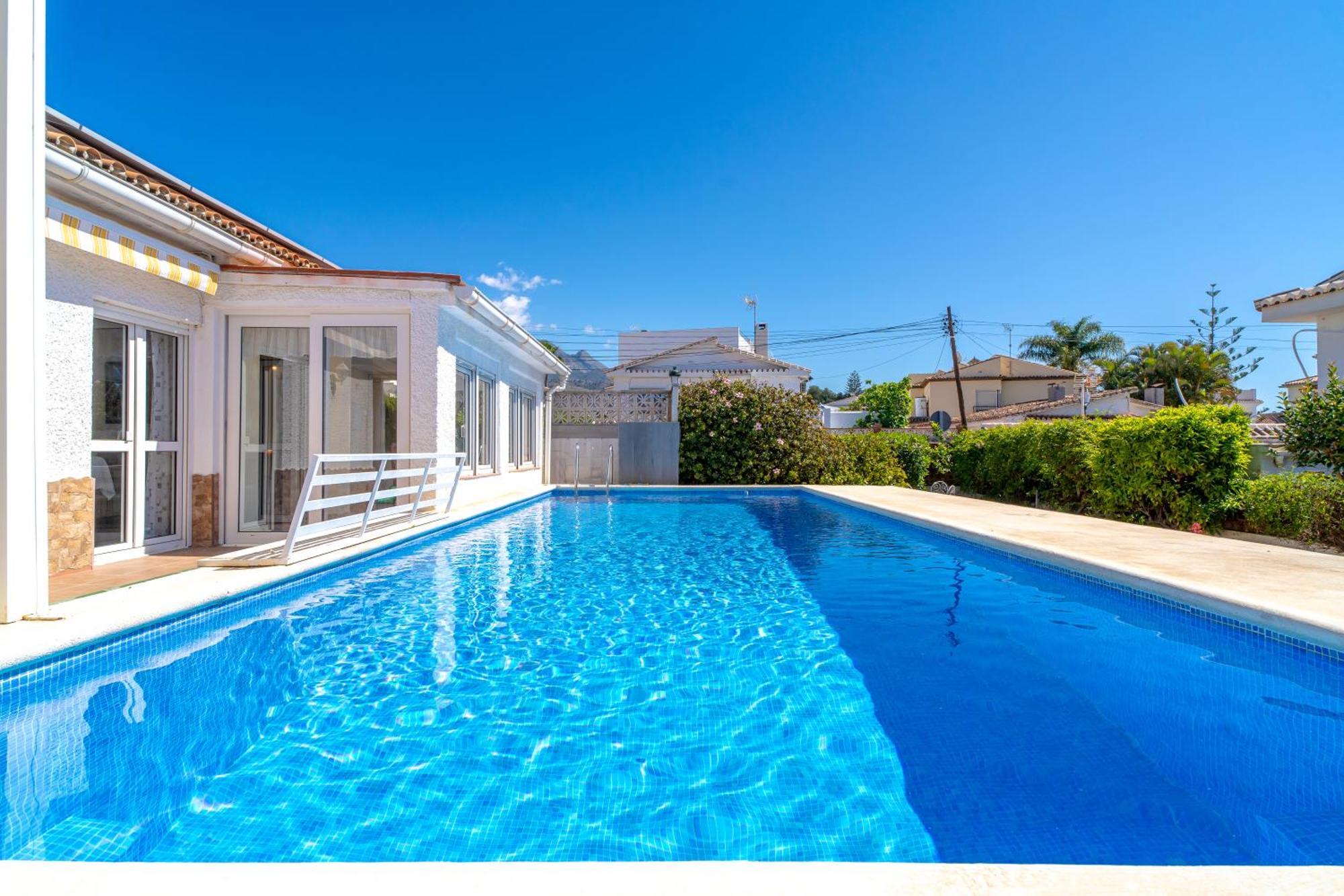 Villa Sevilla Casasol Nerja Kültér fotó