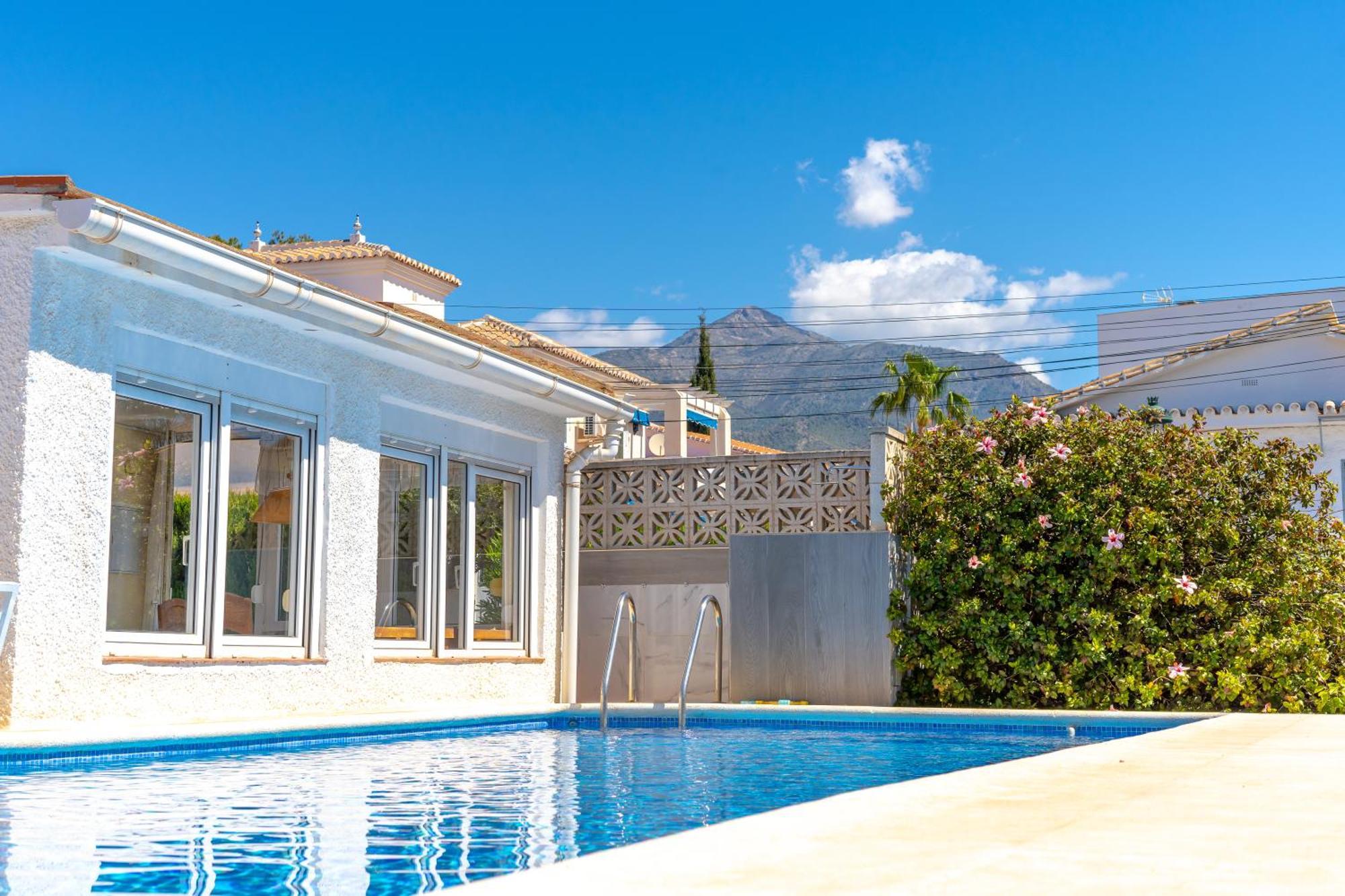 Villa Sevilla Casasol Nerja Kültér fotó